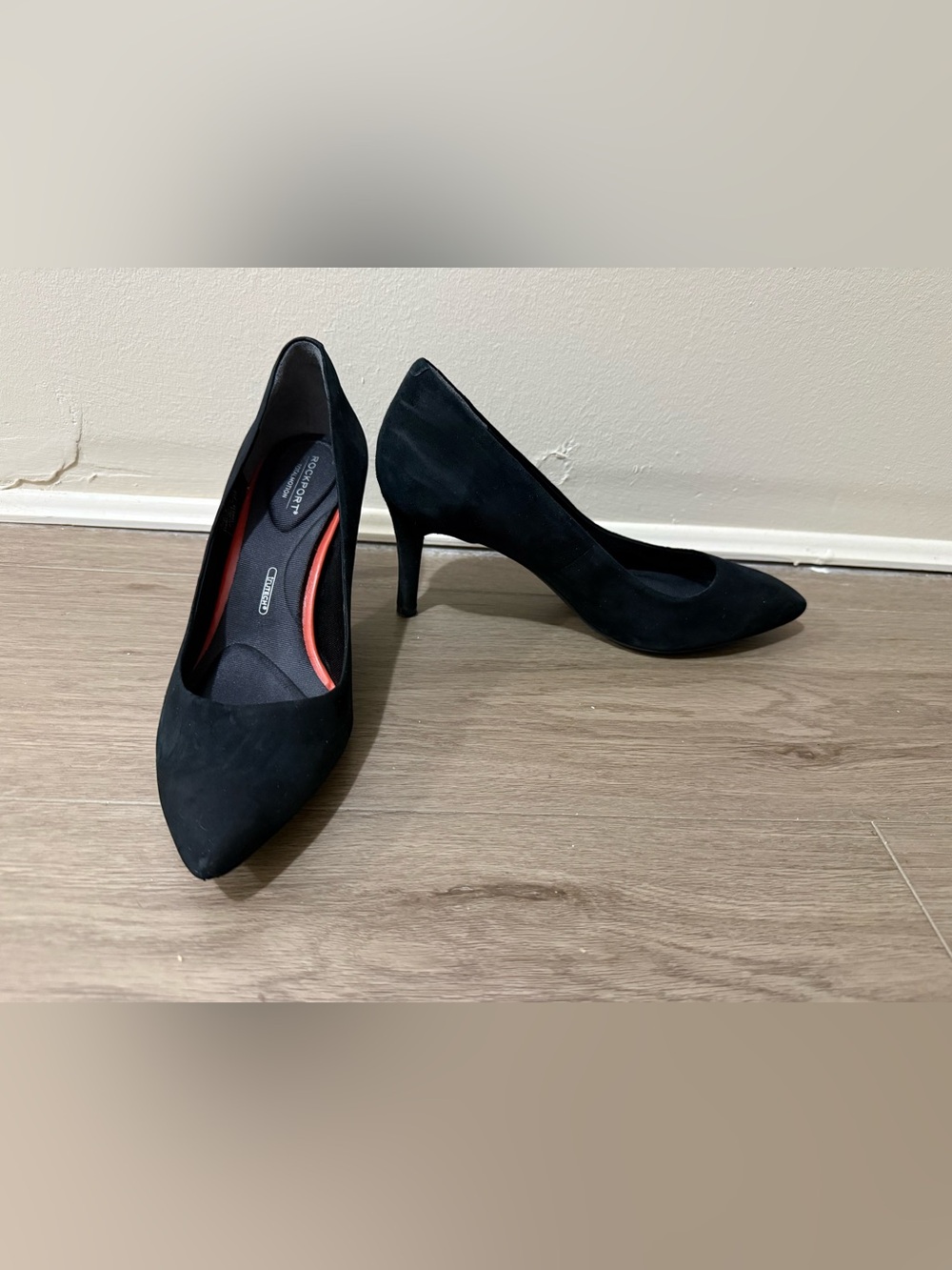 Rockport Black Suede Pointed-Toe Pump